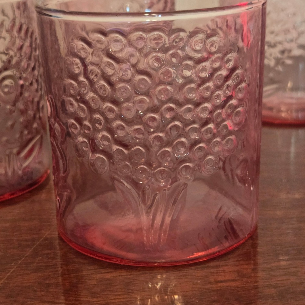 Vtg Pink Floral Embossed Glass Tumblers Set of 7 Retro Drinking Glasses 3.5"x3" - Picture 4 of 8